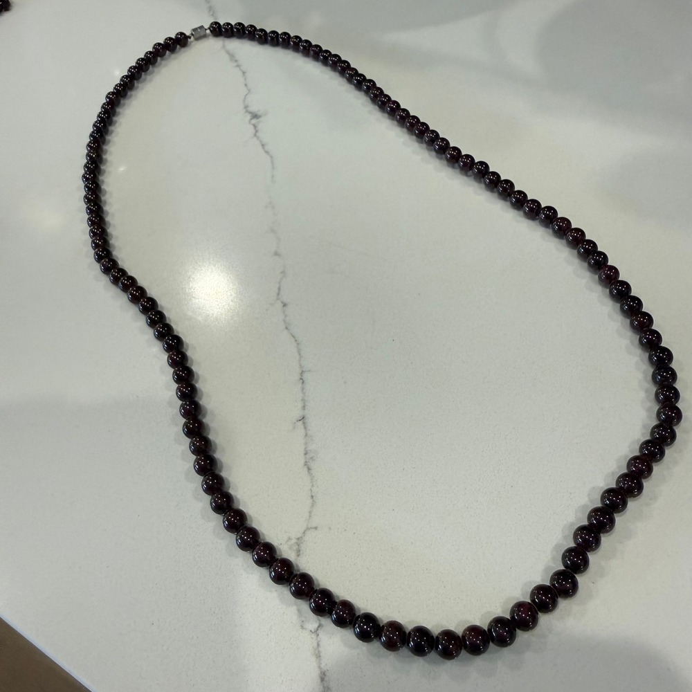 Boho Classic 26in Garnet Round Bead Necklace Deep Burgundy Graduated